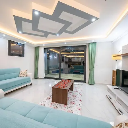 Kalkan Deniz Manzarali Havuzlu Bahceli Villa Kaş