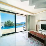 Kalkan Deniz Manzaralı Havuzlu Bahçeli * Kaş