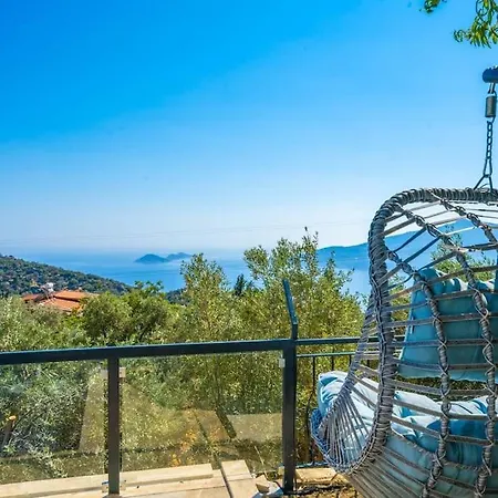 Villa Kalkan Deniz Manzarali Havuzlu Bahceli *