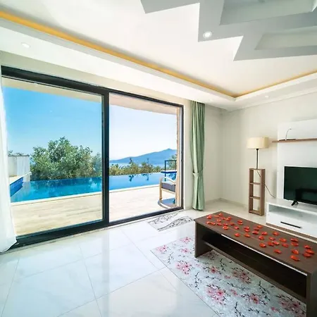 Kalkan Deniz Manzarali Havuzlu Bahceli * Kaş