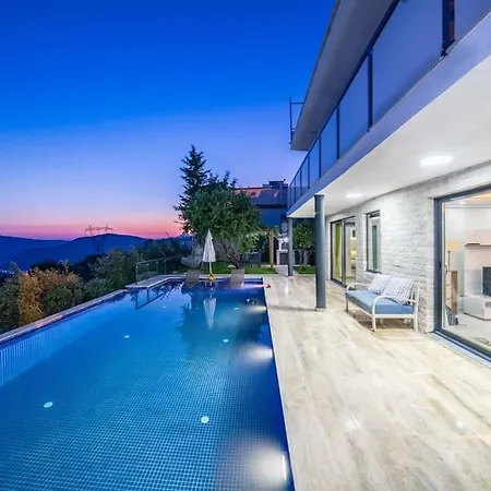 Kalkan Deniz Manzarali Havuzlu Bahceli * Kaş