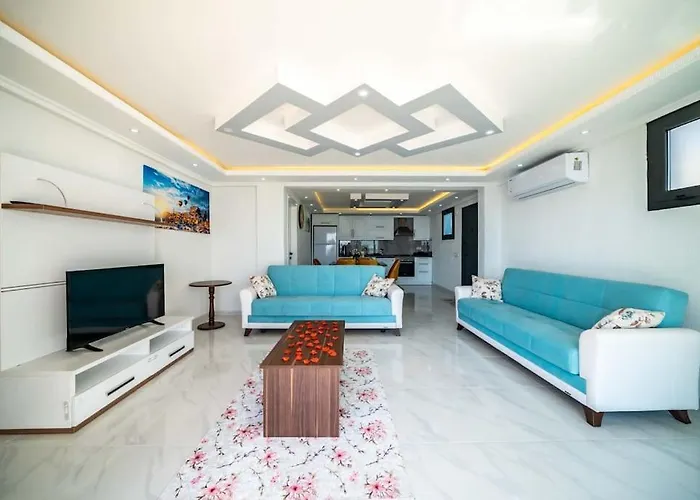 Kalkan Deniz Manzarali Havuzlu Bahceli