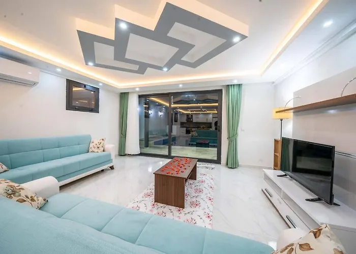 Kalkan Deniz Manzarali Havuzlu Bahceli 别墅 卡斯