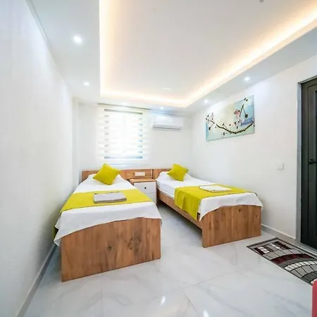 Villa Kalkan Deniz Manzarali Havuzlu Bahceli Kaş