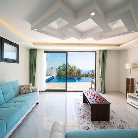 Kalkan Deniz Manzarali Havuzlu Bahceli